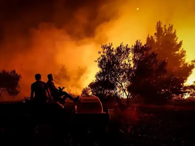 Çanakkale’deki Orman Yangını: 785 Kişi Tahliye Edildi, Durum Kritik