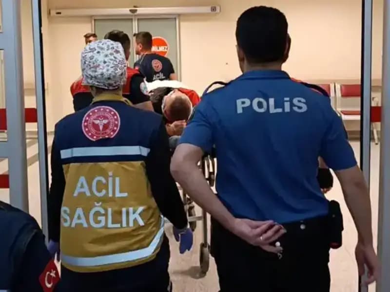 Polisin Kaza Yaptığı Olayda İki Kişi Yaralandı