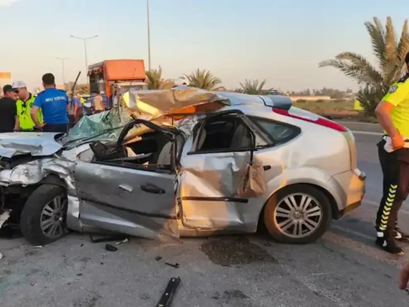 Adana'da Trafik Faciası: İki İnfaz Koruma Memuru Hayatını Kaybetti