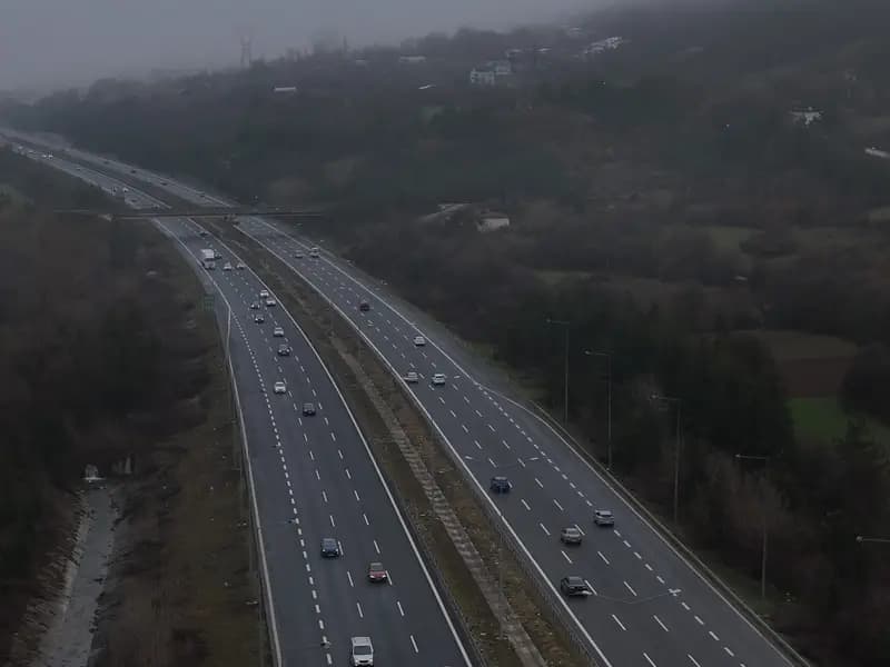 Bayram Dönüş Yolculuğunda Trafik Yoğunluğu Artıyor