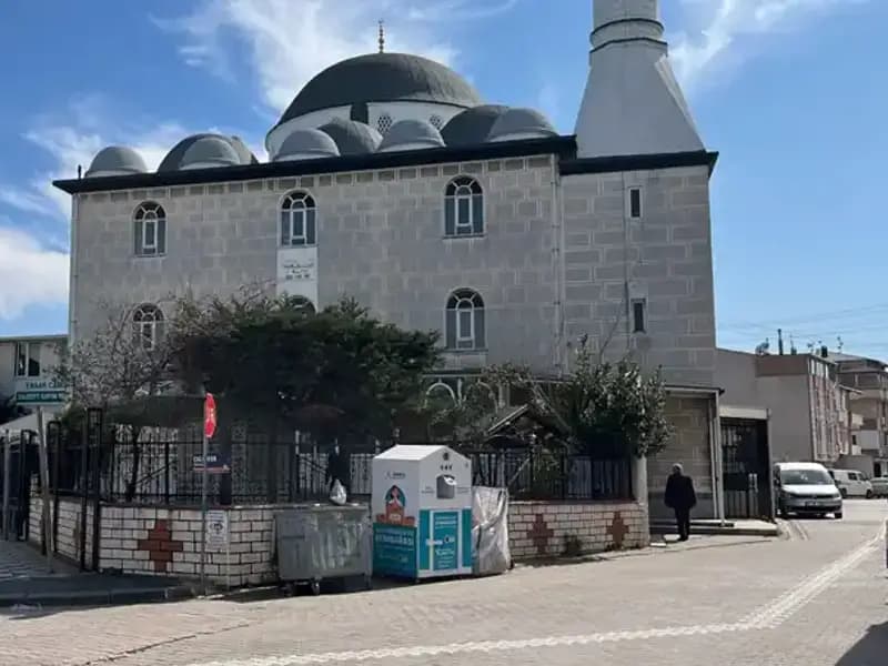 Cami Tuvaletinde Bulunan Ceset İçin Gizemli Senaryolar Gelişiyor