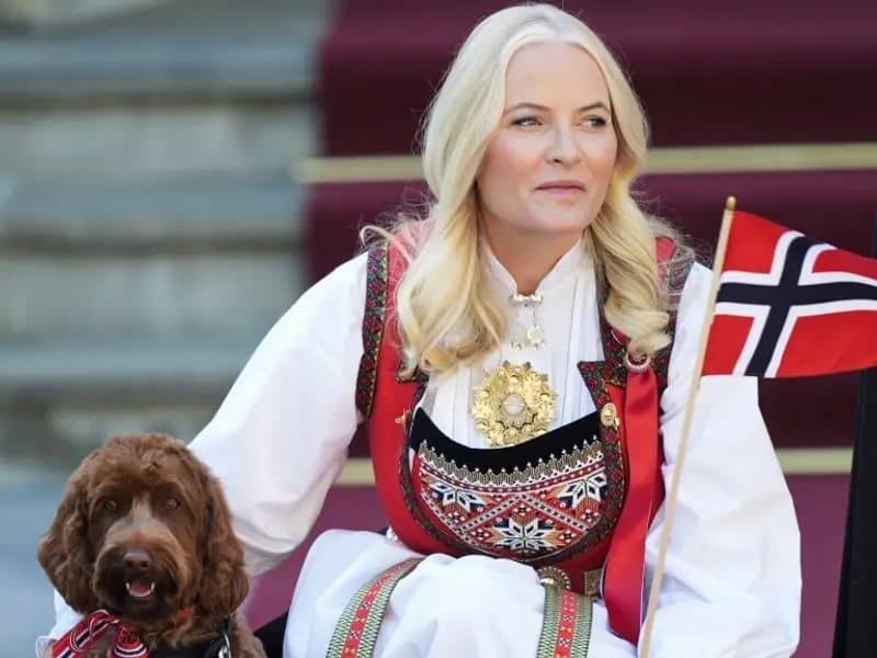 Norveç Prensesi Mette-Marit, Epstein ile İlişkisini Açıkladı