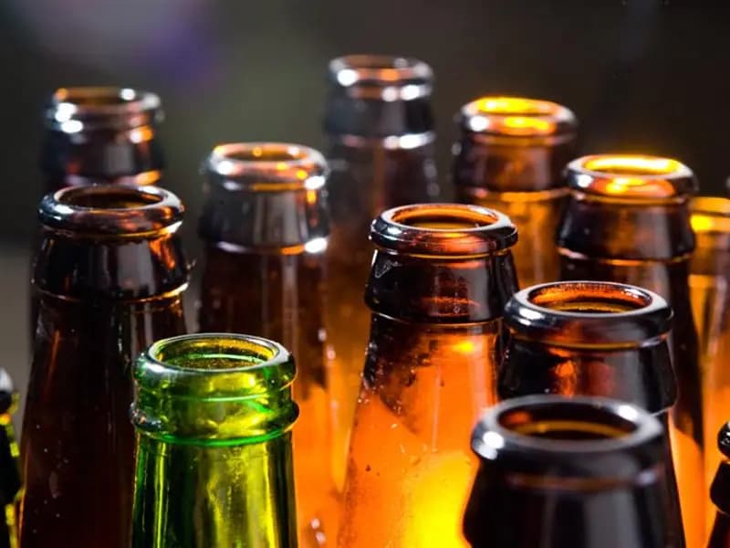 Alkol Reklamı Yasağı Genişliyor: Kaymakamlara Denetim Yetkisi Verildi