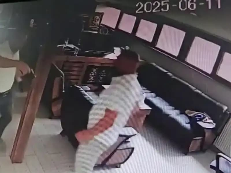 Alacak Verecek Anlaşmazlığı: İş Adamı Kalfa Tarafından Öldürüldü