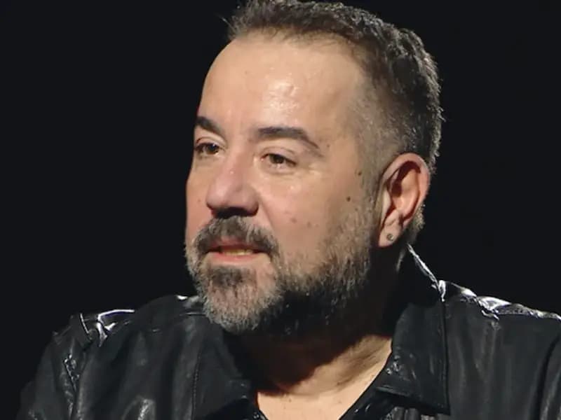 Ata Demirer'den THY'ye Sert Tepki: "Zaten Yeterince Değersiz Hissettiriliyoruz!"