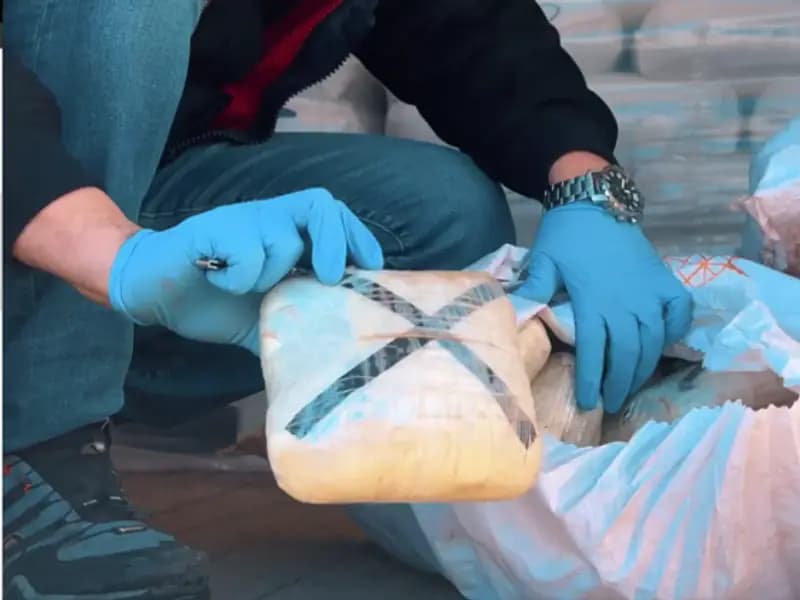 Türkiye'de Zehir Tacirlerine Yetişen İki Büyük Operasyon: Kilolarca Uyuşturucu Ele Geçirildi