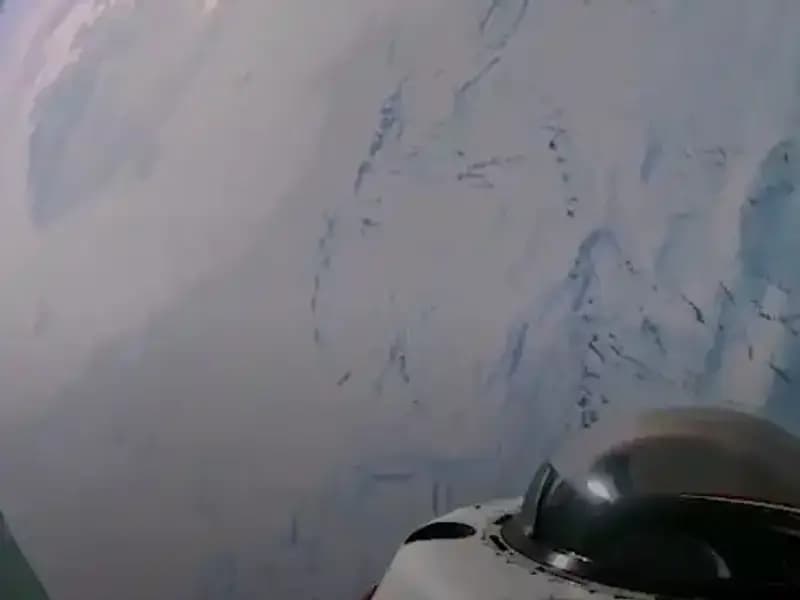 SpaceX'in Kutup Yörüngesi Görevi: Uzayın Sırlarına İlk Bakış