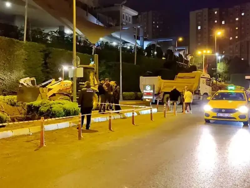 AVM Girişinde Doğalgaz Paniği: Alışveriş Keyfi Yerini Korkuya Bıraktı