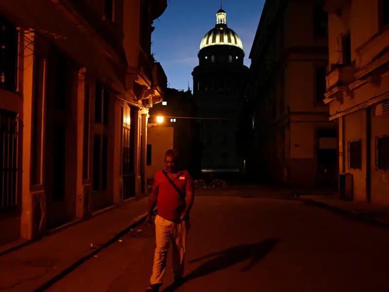 Küba'nın Enerji Krizi: Yalnızlaşan Adanın Zorlu Günleri