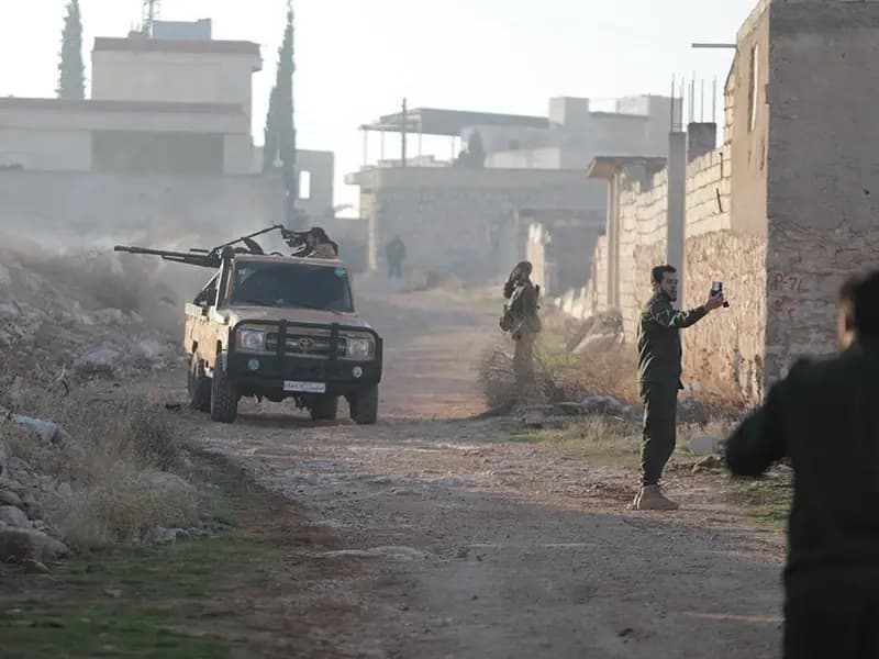 İdlib'te Esed Rejimi Karşıtı Gruplar Hakimiyet Sağladı