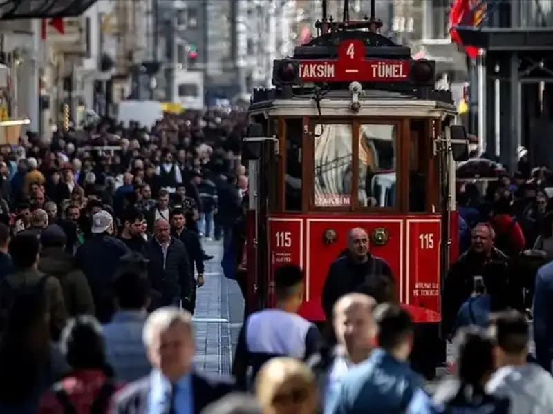 Türkiye Nüfusu Rekor Seviyelere Ulaştı: Yeni Veriler Şaşırtıyor