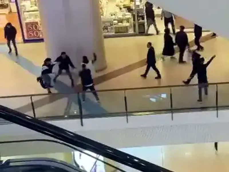 İstanbul Alışveriş Merkezinde Görülmemiş Kavga: Detaylar Ortaya Çıktı
