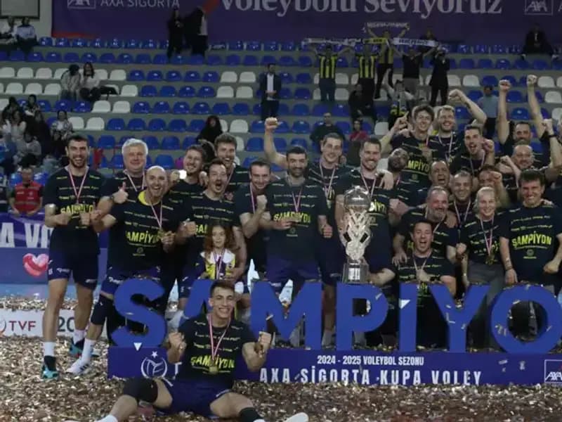Fenerbahçe, Kupa Voley'de Tarihi Zaferle Taçlandı!