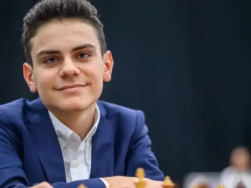 16 Yaşında Tarih Yazdı: Dünya Şampiyonunu Yenen İlk Türk