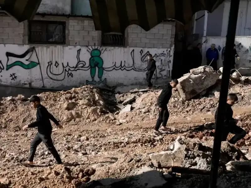 İsrail'in Okul Kapatmaları: 800 Çocuğun Eğitim Hakkı Tehlikede