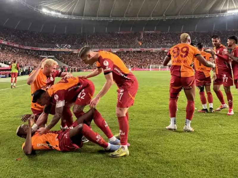 Galatasaray, Şampiyonluk İçin Son Maçında 1 Puanla Yetinebilir