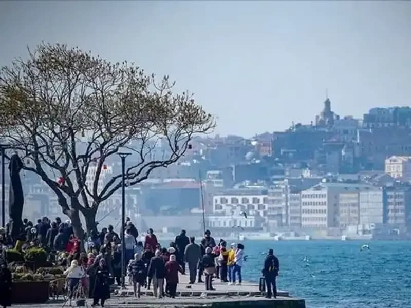 İstanbul'da Bahar Havası Geri Dönüyor: Hafta Sonu Sıcaklık Artıyor