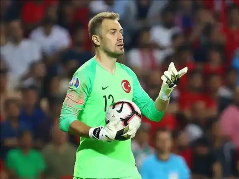 Mert Günok Futbolu Bırakacağı Yaşı Açıkladı: Taraftarları Şaşırttı!