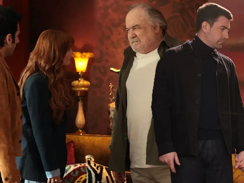 Star TV'nin "Çirkin" Dizisinden Yeni Tanıtım Geldi