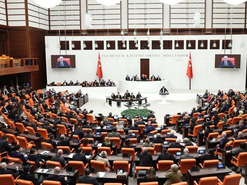 TBMM'de 2025 Gündeminde Yeni Anayasa Tartışmaları Başladı