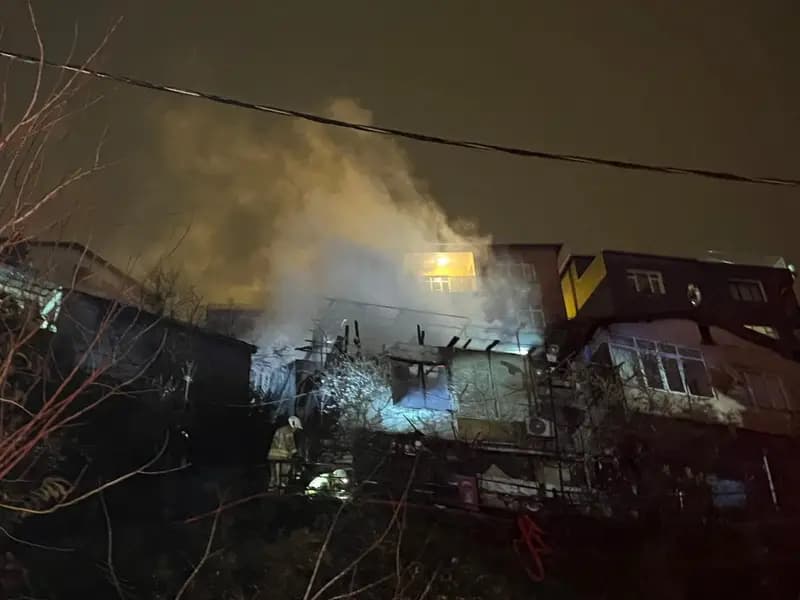 Sarıyer'de İki Gecekondu Yangını: 6 Yaralı, Maddi Hasar Var