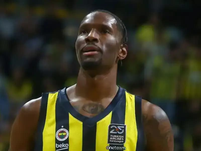 Nigel Hayes-Davis, Yeni Takımını Açıkladı: Transfer Süreci Nasıl Gelişti?