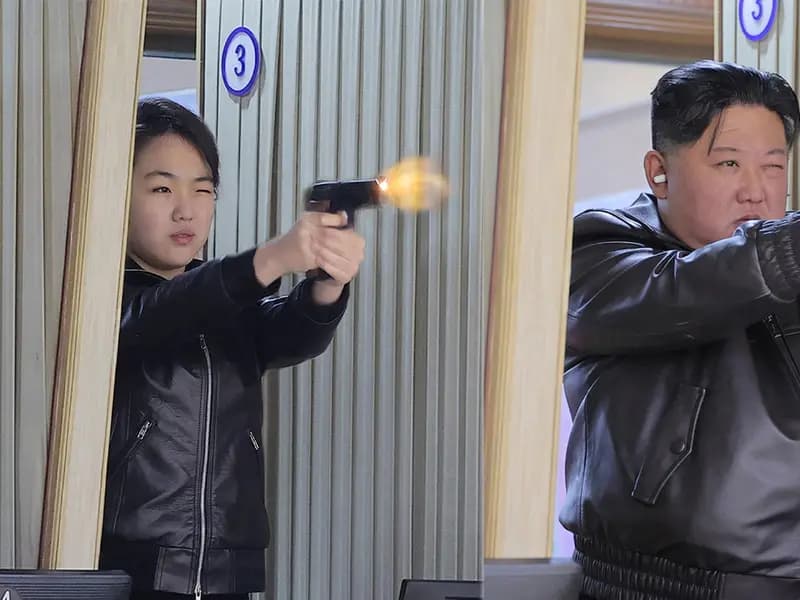 Kuzey Kore'de 13 Yaşındaki Veliaht Kim Ju Ae Atış Yaptı