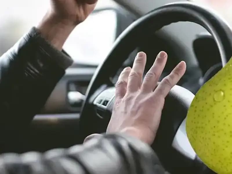 Trafikte Tartışma Sonrası Armut Attı, Yargıtay Olayı Silah Saydı!