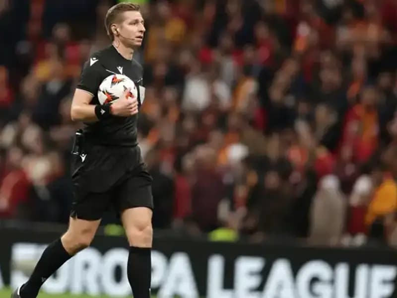 Galatasaray-Antalyaspor Maçının VAR Hakemi Belçikalı Lawrence Seçildi!