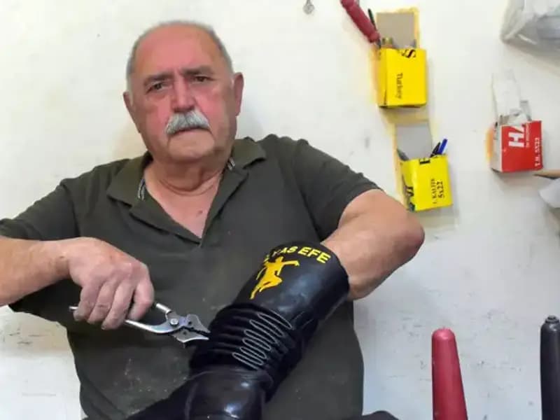 Tireli Hasan Usta: 64 Yıldır Sanatına Aşkıyla Bağlı