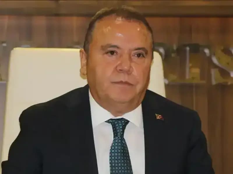 Muhittin Böcek Kimdir? Hastaneye Kaldırılması İle İlgili Tüm Ayrıntılar