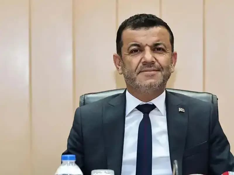 Bülent Nuri Çavuşoğlu: CHP Divan Başkanı ve Siyasi Yolculuğu