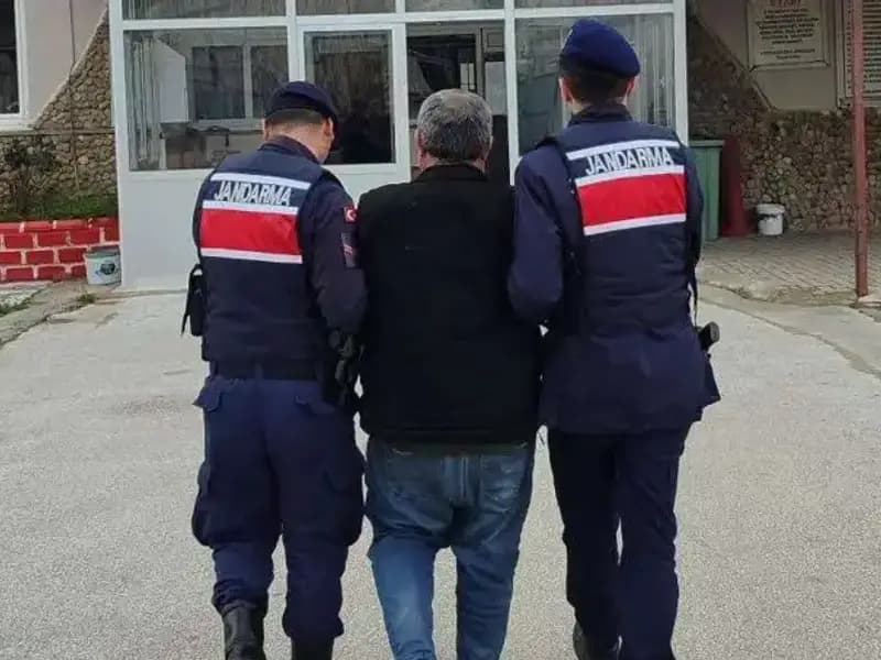 8 Yıldır Aranan Suçlu Sonunda Yakalandı, Cezaevine Gönderildi