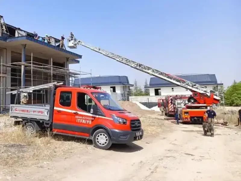 Ankara Gölbaşı'nda Villa Alanında Korkutan Yangın: Olağanüstü Müdahale