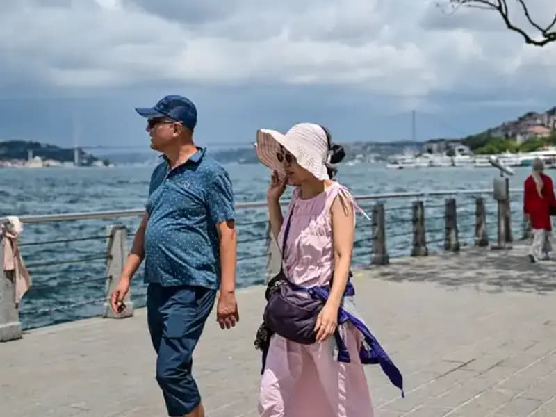 Yazın Bunaltıcı Sıcakları Yerini Yağmurlu Günlere Bırakıyor