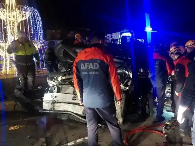 Erzurum'da Şok Kaza: Altı Aracı Biçen Sürücü Gözaltında