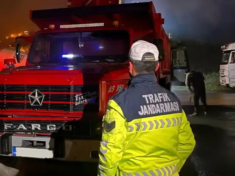 Kamyondaki çakar lamba gönderdi, 138 bin lira ceza geldi!