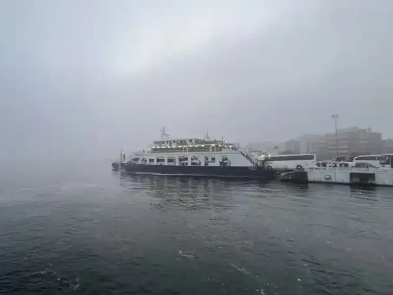 Çanakkale Boğazı’nda Sis Nedeniyla Gemi Geçişleri Askıya Alındı