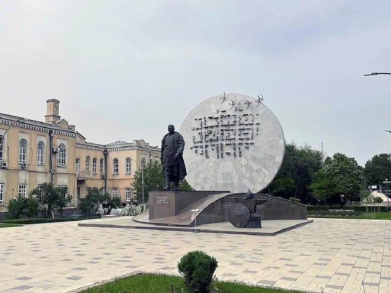 Kırgızistan'daki FETÖ Bağlantılı Eğitim Kurumları Maarif Vakfı'na Devredildi