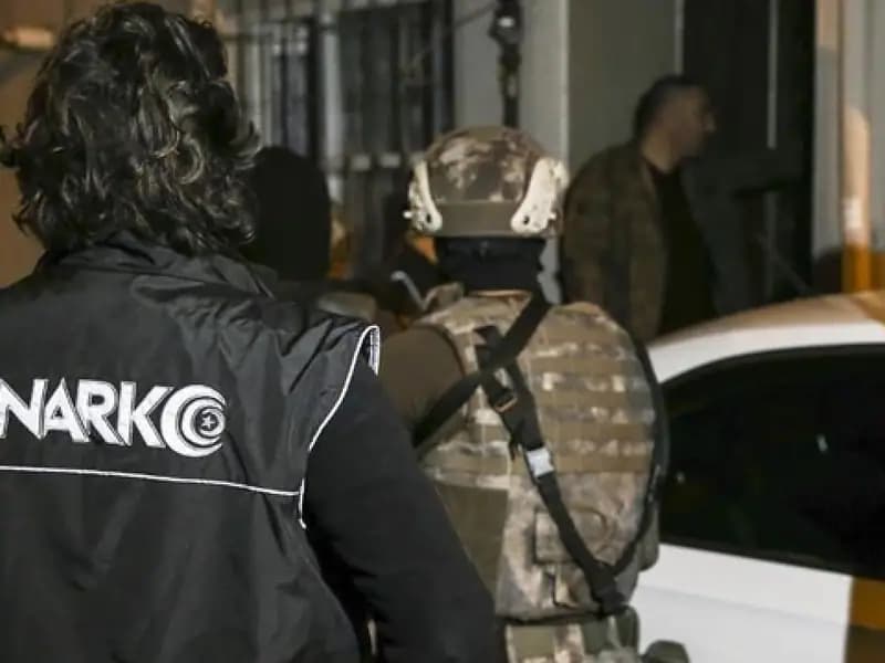 Dev operasyon: 2,1 ton uyuşturucu ele geçirildi!