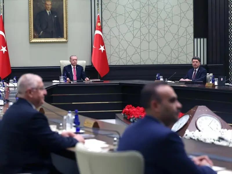 Kabine Suriye Krizi ve Asgari Ücret Gündemiyle Toplandı