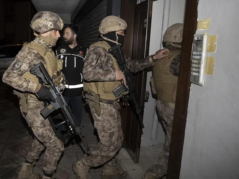 Zehir Tacirlerine Büyük Darbe: Yaklaşık 600 Kişi Gözaltında