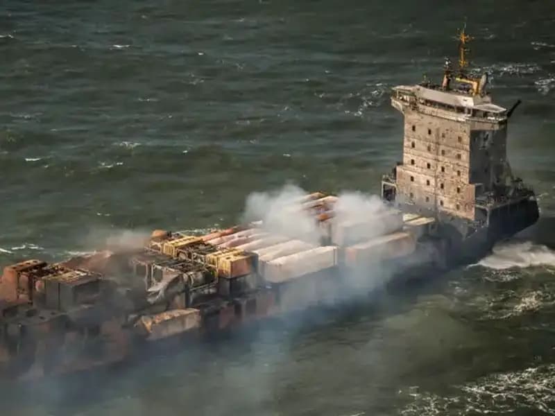 Kuzey Denizi'nde ABD Petrol Tankerine Çarpan Gemideki Rusların Durumu Nedir?