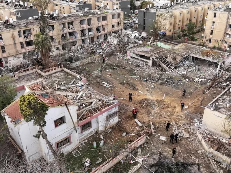 İran Savaşı 23. Günde: Trump Hedeflerimize Yakınız Dedi