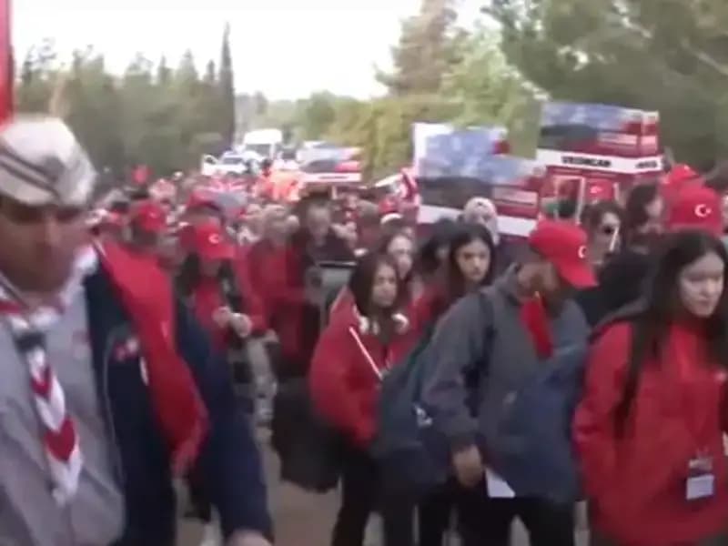 Çanakkale Zaferi'nin 110. Yılında 57. Alay Vefa Yürüyüşü Coşkuyla Başladı