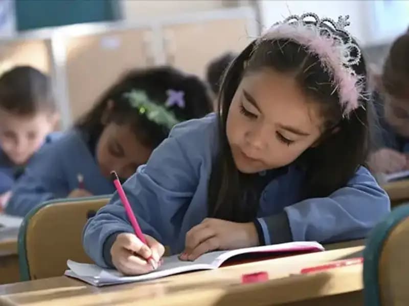 Okullar Ne Zaman Açılıyor? 2024-2025 Ara Tatil Takvimi Açıklandı!