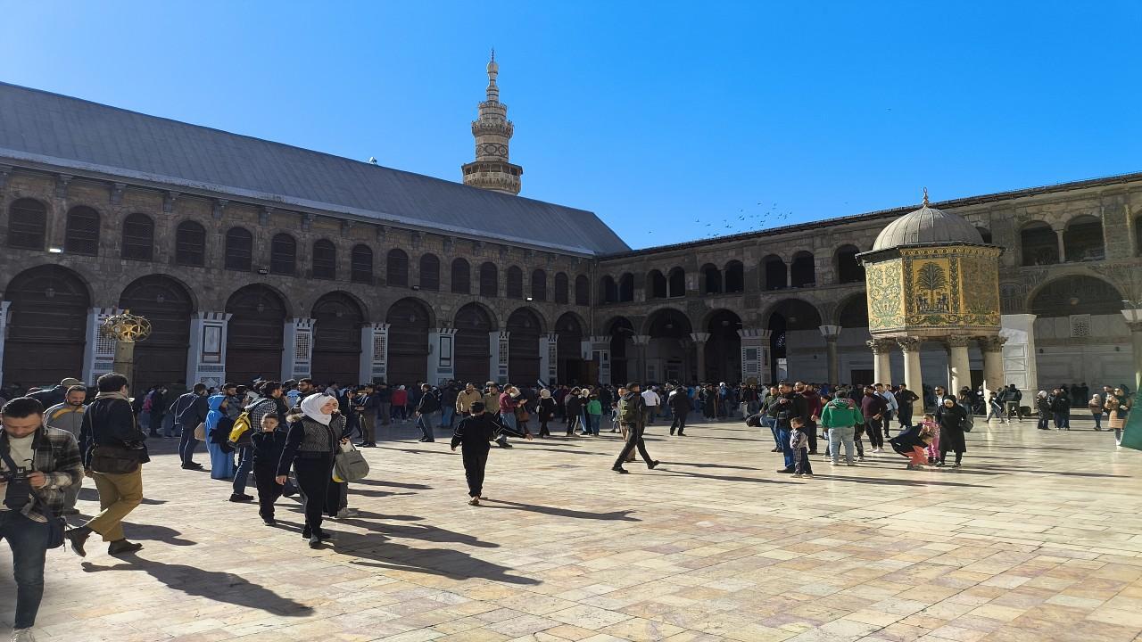 Emevi Camii İmamı: Cumhurbaşkanı Erdoğan'ın Yardım Eli Herkes Tarafından Takdir Ediliyor