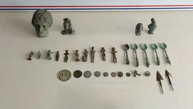Roma Dönemine Ait Tarihi Eserler, Gizli Depodan Kurtarıldı!