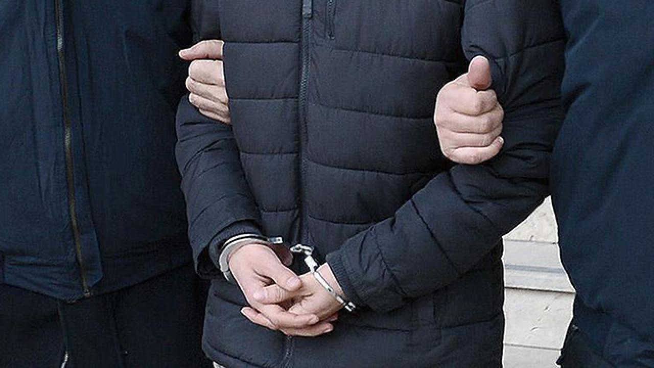 Beşiktaş Belediye Başkanı Akpolat ihale yolsuzluğu soruşturması kapsamında gözaltına alındı.