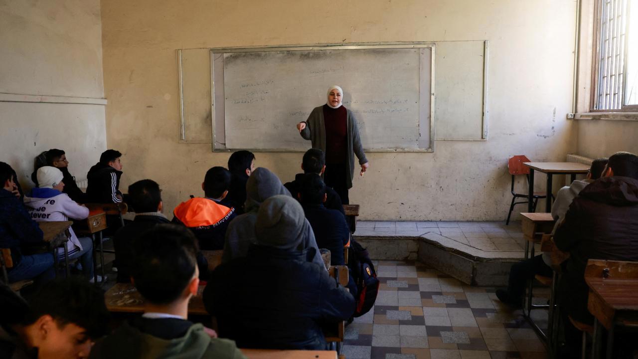 Suriye'de Eğitim Sistemi Yeniden Harekete Geçti